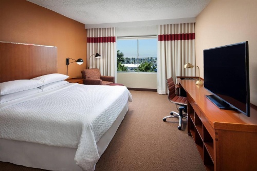 Four Points By Sheraton Los Angeles International Airport image 21