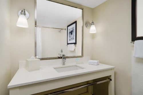 Four Points By Sheraton Los Angeles International Airport image 25